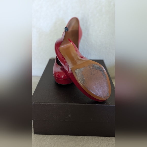 Gucci Vernice Crystal Platform Pumps - Picture 5 of 6